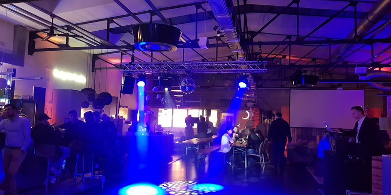 Industrielle Backstein-Location bei Stuttgart