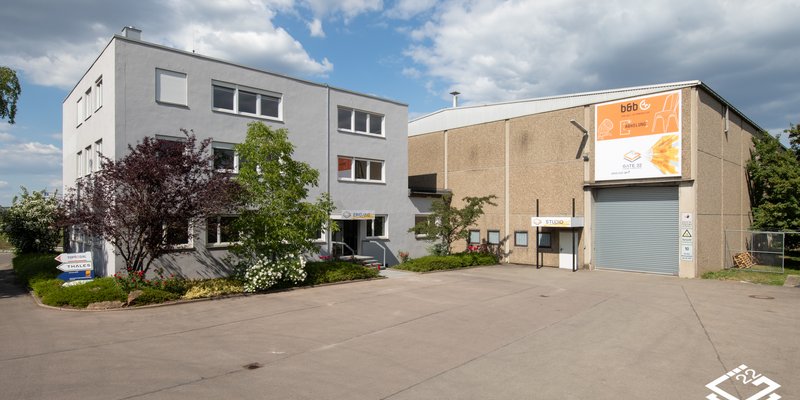 Hybrid event location